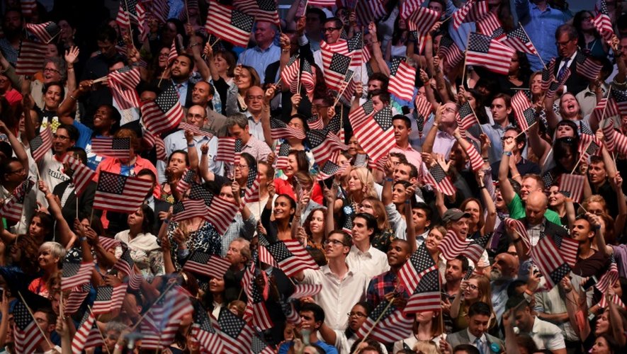 La foule des partisans de Hillary Clinton lors d'un meeting le 7 juin 2016 à New York