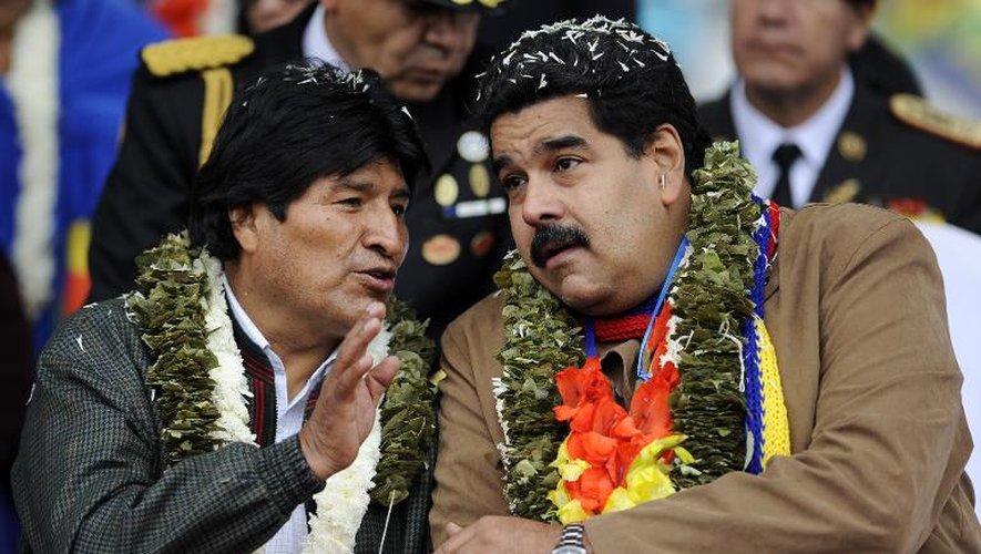 Le président bolivien Evo Morales et son homologue vénézuélien Nicolas Maduro durant le sommet du G77 + Chine, le 14 juin 2014 à Santa Cruz, en Bolivie