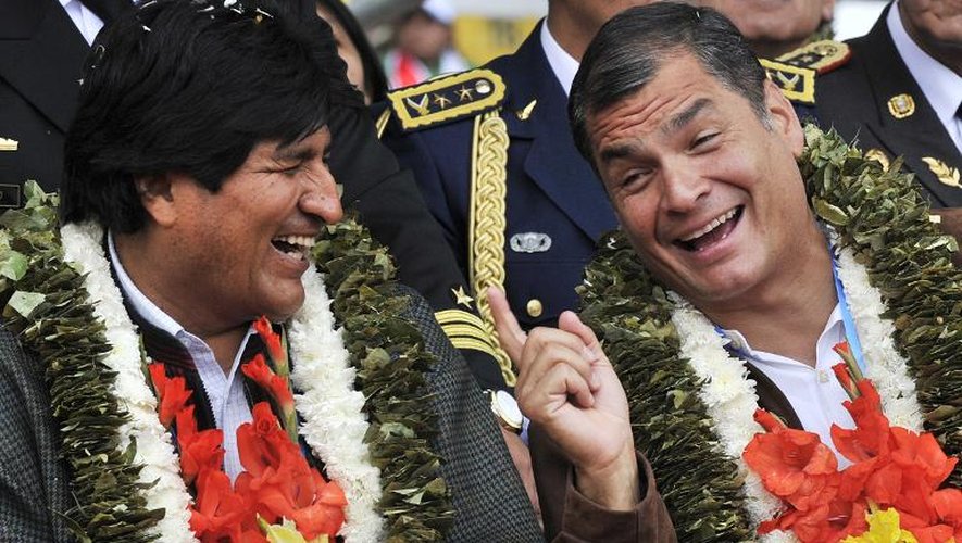 Le président bolivien Evo Morales et son homologue équatorien Rafael Correa au sommet du G77 à Santa Cruz, en Bolivie, le 14 juin 2014