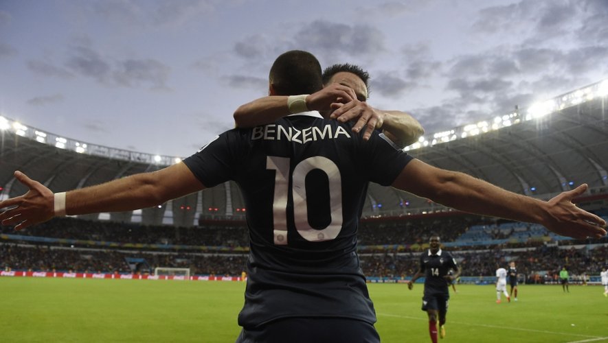 Auteur d'un doublé, Karim Benzema débute idéalement son Mondial.