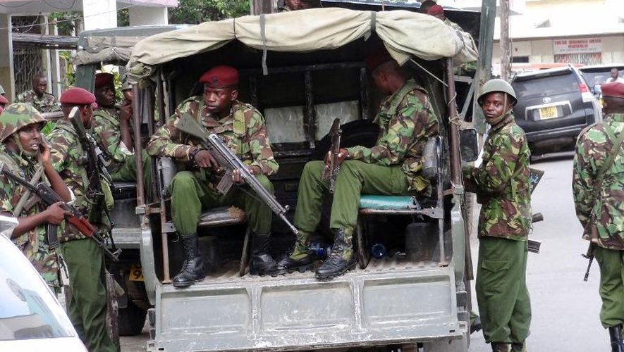 Des soldats kenyans, le 10 juin 2014 à Mombasa