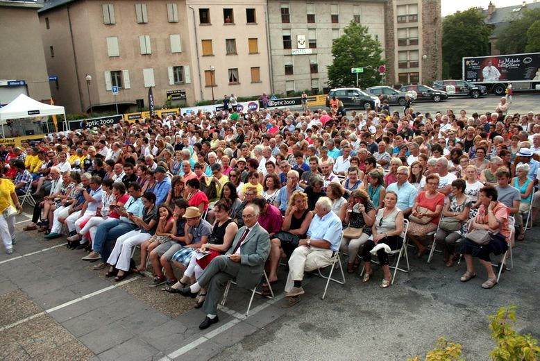 Le Tour quitte Rodez et l'Aveyron