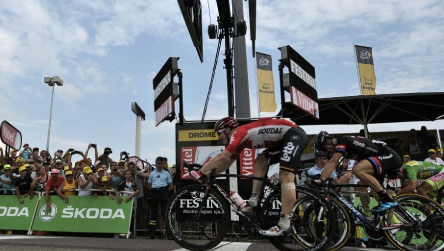 L'Allemand Andre Greipel vainqueur au sprint de la 15e étape du Tour de France à Valence, le 19 juillet 2015