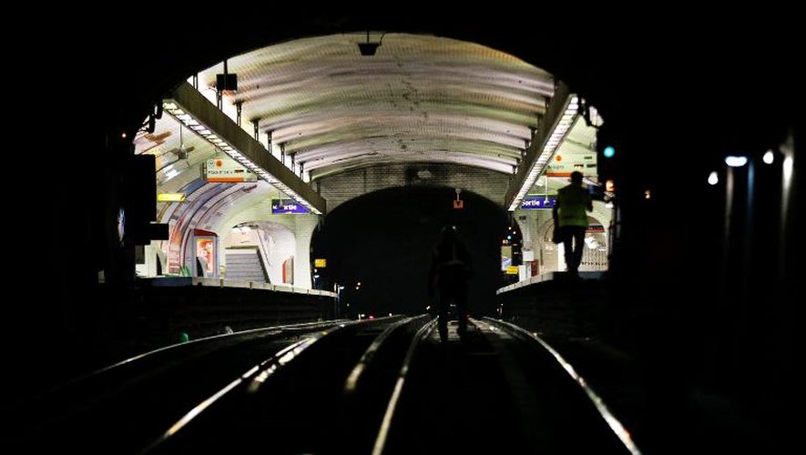 Une station de métro à Paris