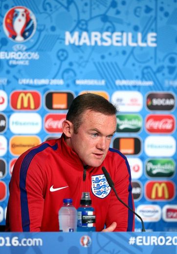L'atttaquant et capitaine de l'Angleterre Wayne Rooney en conférence de presse à Marseille, le 10 juin 2016