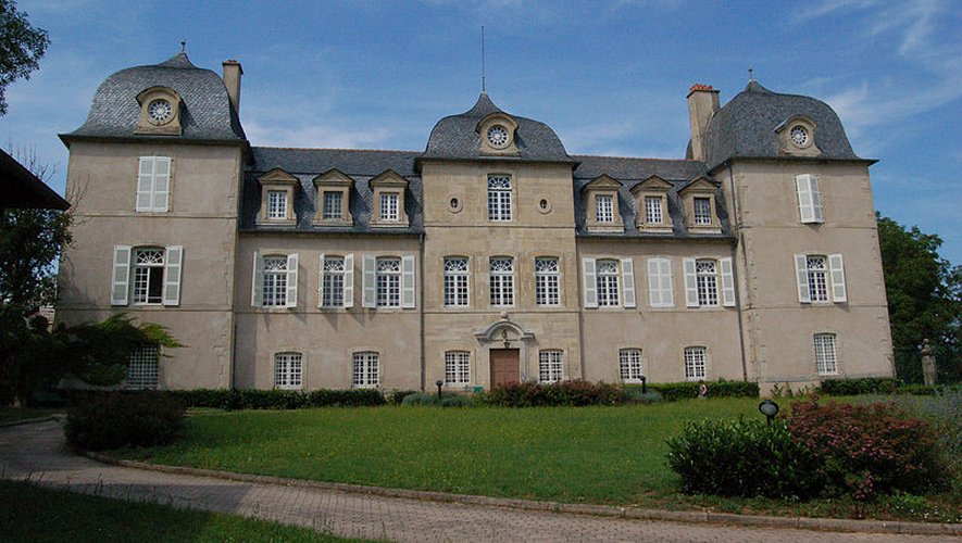 Géré par le conseil général, le château de Floyrac accueille des jeunes en difficulté.