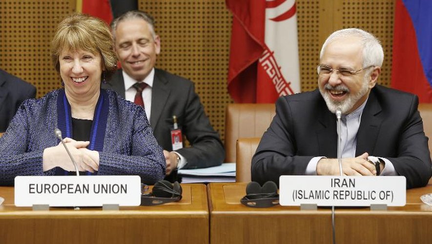 Les chefs de la diplomatie de l'Union européenne Catherine Ashton (L) et iranienne Mohammed Javad Zarif aux négociations 5+1 (Allemagne, Chine, Etats-Unis, France, Royaume-Uni et Russie)    à Vienne le 17 juin 2014