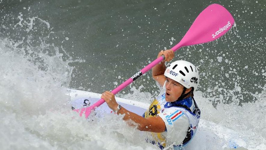 La Française Caroline Loir en K1 aux Mondiaux de slalom en canoë-kayak le 9 septembre 2011 à Cunovo près de Bratislava