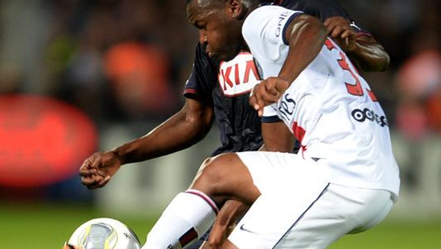 Hervin Ongenda, le milieu de terrain du PSG, contre Bordeaux en Ligue 1 le 13 septembre 2013 à Chaban-Delmas