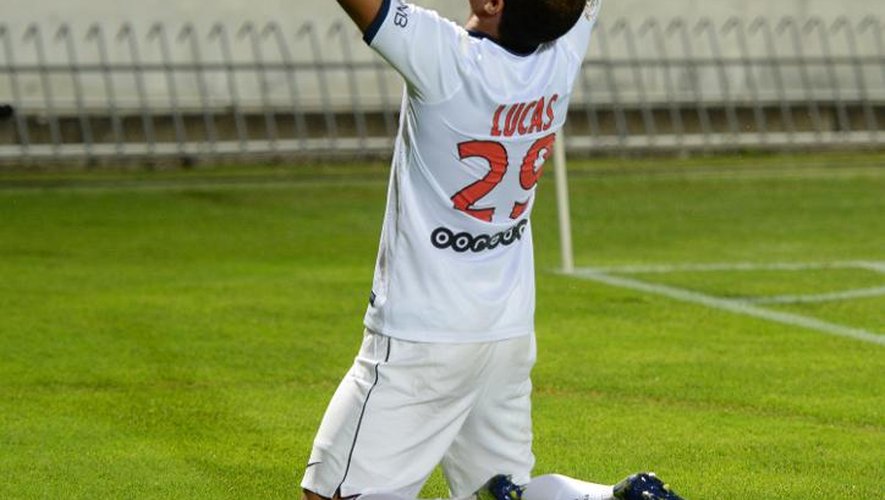 Lucas après avoir marqué son premier but sous le maillot du PSG, contre Bordeaux en Ligue 1 le 13 septembre 2013 à Chaban-Delmas