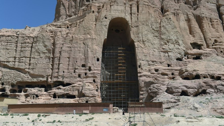 Une niche qui abritait l'un des bouddhas géants de Bamiyan, dynamités par les talibans en 2001, photographiée le 19 juillet 2015