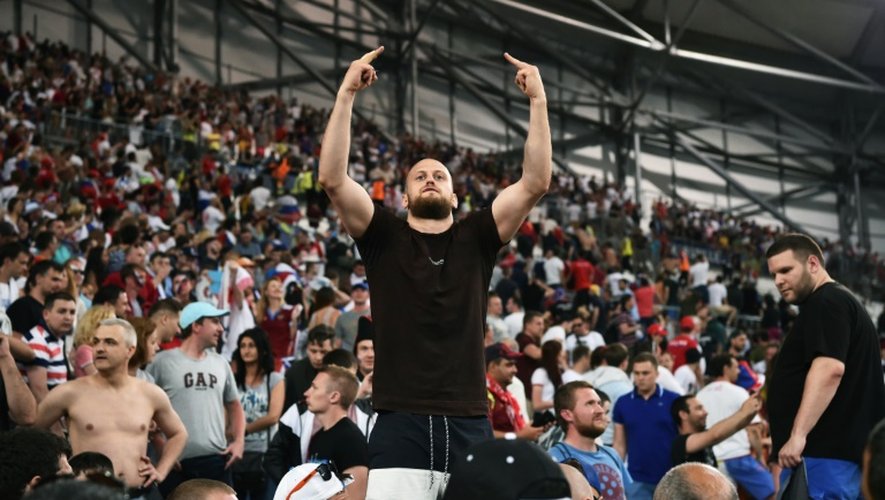 Supporters russes le 11 juin 2016 au stade Vélodrome à Marseille