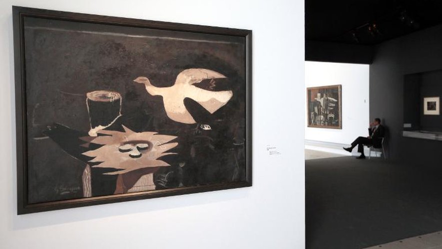 "L'oiseau et son nid", une toile du peintre français Georges Braque, exposée au Grand Palais dans le cadre d'une rétrospective, le 16 septembre 2013, à Paris