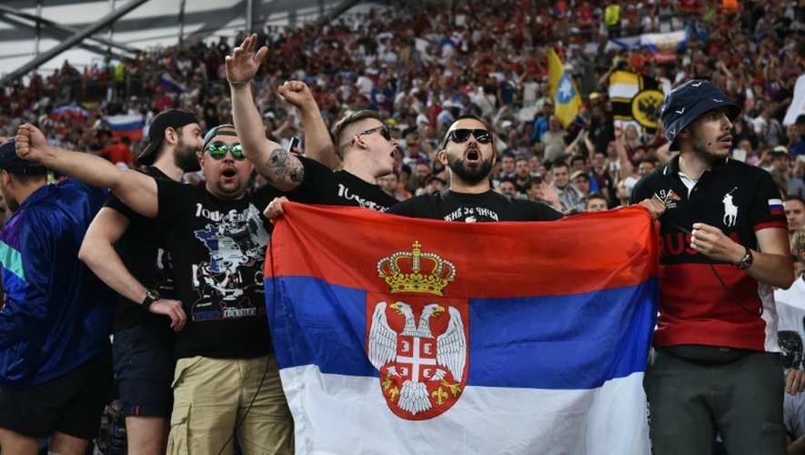 Des supporters russes au stade Vélodrome à Marseille lors du match de l'Euro-2016 contre l'Angleterre, le 11 juin 2016