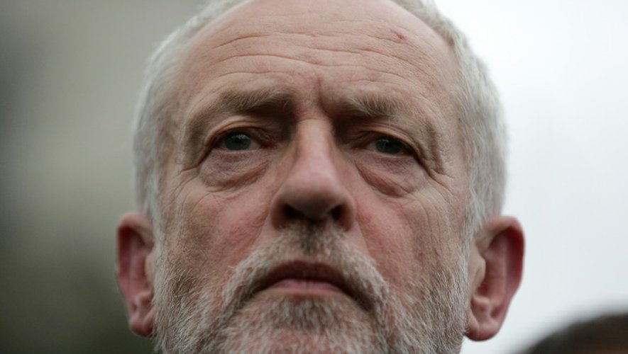 Le chef du Parti travailliste Jeremy Corbyn lors d'une veillée à Parliament square à Londres à la mémoire de Jo Cox le 16 juin 2016