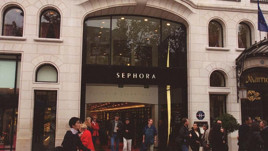 Le magasin Séphora sur les les Champs-Elysées à Paris