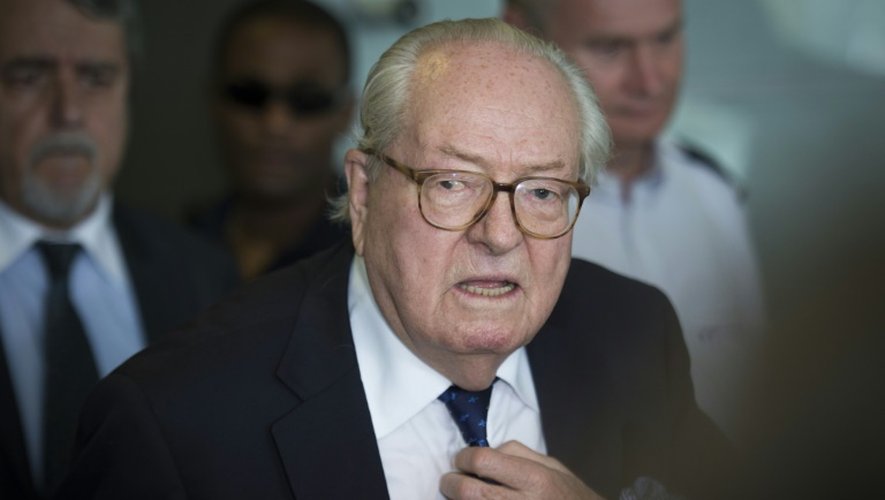 Jean-Marie Le Pen, le 12 juin 2015 à la sortie du tribunal de Nanterre