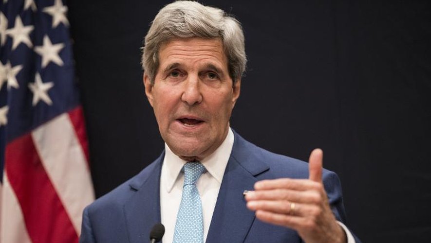 Le secrétaire d'Etat américain John Kerry donne une conférence de presse au Caire, le 22 juin 2014, avant de se rendre en Irak