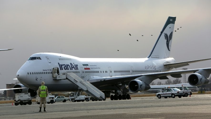 Un Boeing de la compagnie Iran Air Boeing 747 sur le tarmac de l'aéroport de Téhéran le 15 janvier 2013