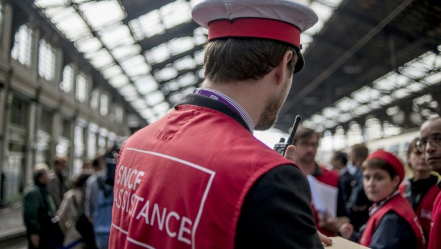 Un employé de la SNCF, le 15 juin 2014 à la Gare de Lyon à Paris