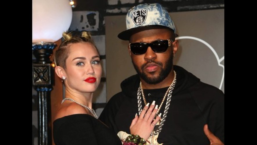 Miley Cyrus sexy dans le clip de Mike Will Made It, 23, serait en couple avec le rappeur ! Rupture avec Liam Hemsworth, elle se confie dans Fashion Magazine