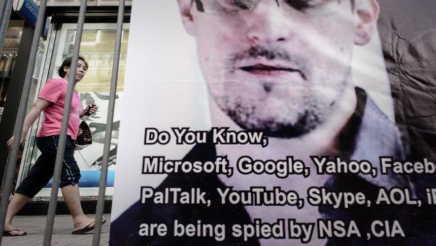 Une affiche de soutien à Edouard Snowden à Hong Kong, le 18 juin 2013