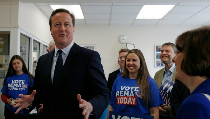 Le Premier ministre britannique David Cameron en campagne pour le maintien du Royaume-Uni dans l'UE, à Londres, le 21 juin 2016