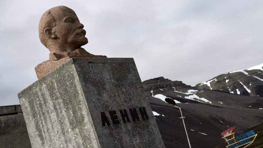 Un buste de Lénine dans la ville norvégienne de Pyramiden, en Arctique le 19 juillet 2015