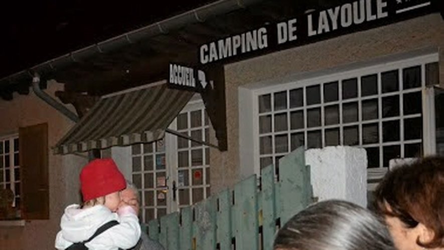 Le couple et leurs trois enfants expulsés du camping ans la nuit de lundi à mardi.