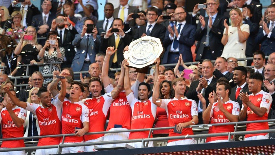 Les joueurs d'Arsenal vainqueurs du Community Chield face à Chelsea, le 2 août 2015 à Wembley