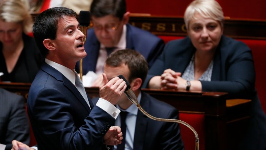 Le Premier ministre Manuel Valls lors des questions au Gouvernement à l'Assemblée nationale, le 22 juin 2016 à Paris