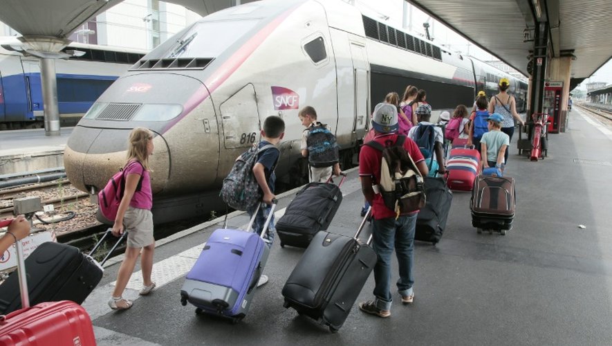 Des vacanciers gare de Lyon le 4 juillet 2015 à Paris