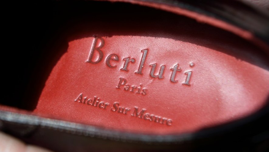 L'intérieur d'une chaussure Berluti, à Paris le 30 mai 2016