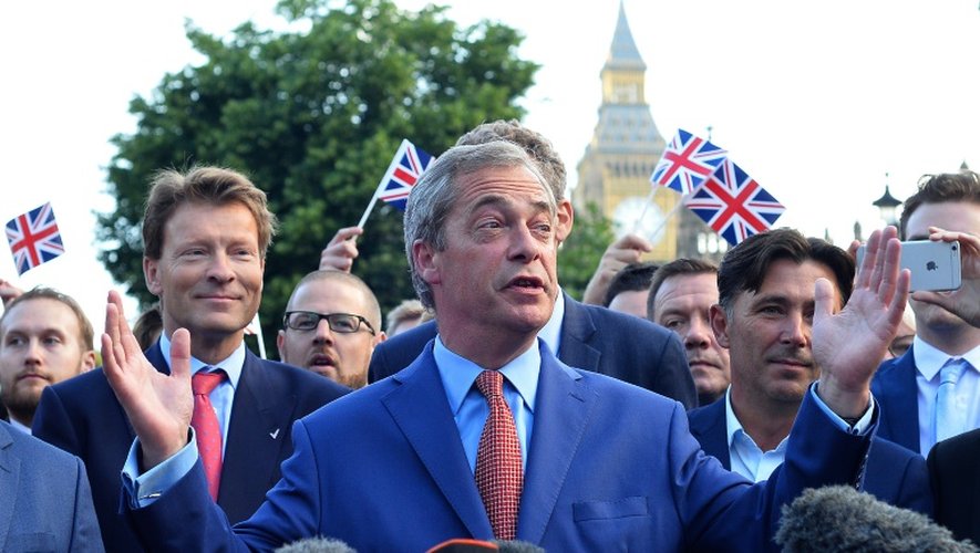 Nigel Farage devant le Parlement le 24 juin 2016 à Londres