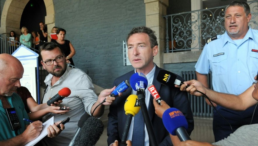 Le vice-procureur de la République de Vannes (Morbihan), Yann Le Bris, lors d'un poin presse le 6 août 2015