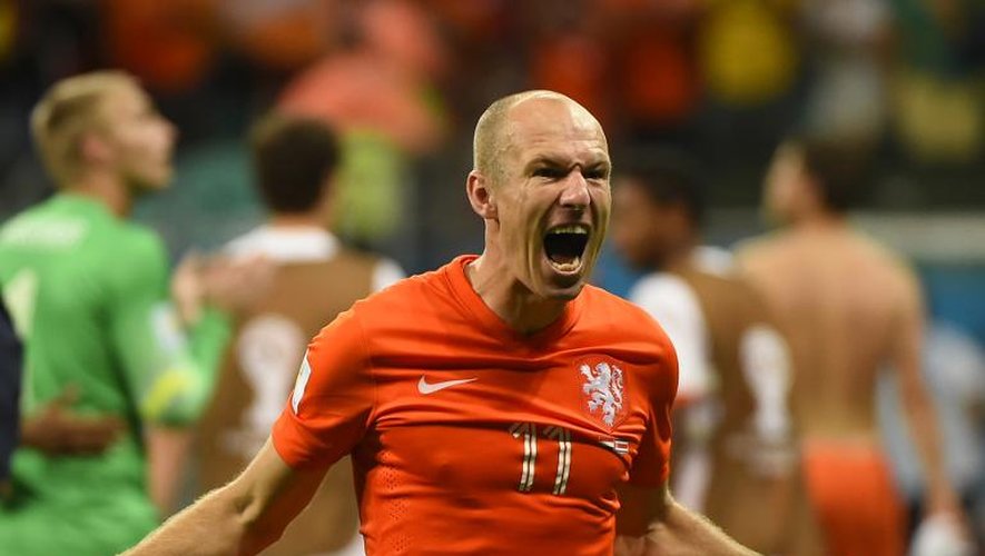 L'attaquant néerlandais Arjen Robben à la fin du quart de finale gagné aux tirs au but par les Pays-Bas face au Costa Rica, le 5 juillet 2014 à Salvador