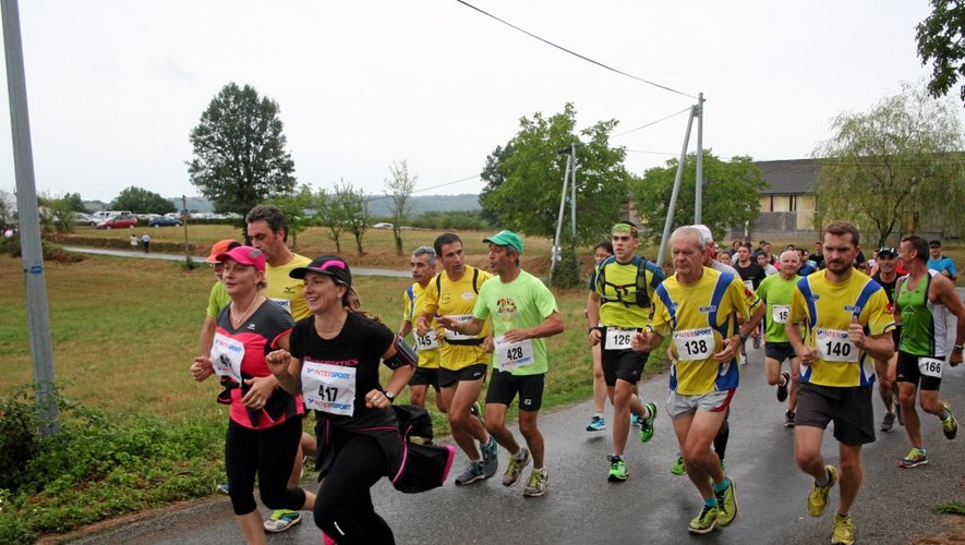 Plus de 130 participants se sont alignés hier sur le 5 et le 10 km des Foulées de la Diège, malgré le mauvais temps.