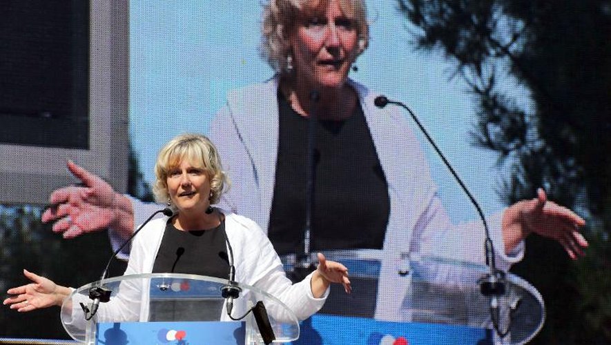 L'ancienne ministre UMP Nadine Morano prononce un discours au cours d'une réunion de l'association Les amis de Sarkozy, le 2 septembre 2013 à Arcachon