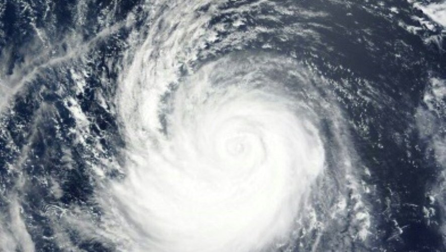 Une image satellite diffusée par la NASA montre le super typhon Soudelor dans l'océan pacifique, le 5 août 2015