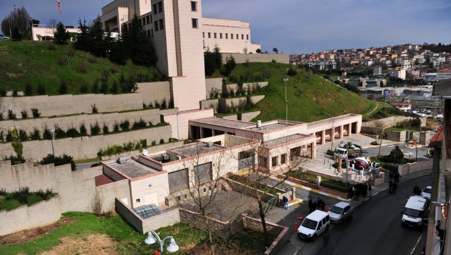 Une vue sur le consulat américain à Istanbul, le 27 février 2015