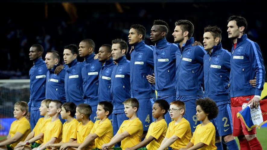 L'équipe de France avant le match amical contre l'Australie, le 11 octobre 2013 au Parc des Princes à Paris