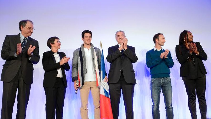 De gauche à droite: le président du comité olympique français Denis Masseglia, la ministre des Sports Valérie Fourneyron, le skieur Jason Lamy Chappuis, le président de la délégation française pour les JO d'hiver Luc Tardif, le