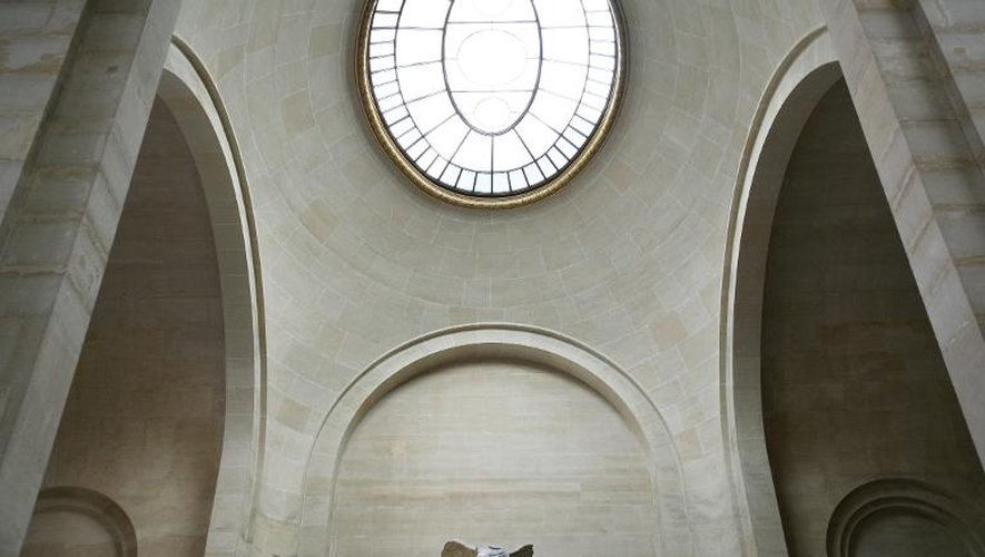 La Victoire de Samothrace au Louvre, avant sa restauration qui a duré plus de dix mois, le 17 juin 2009, à Paris