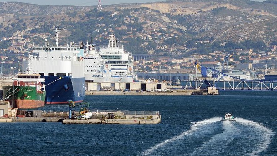 Le port de Marseille enregistre le 8 juillet 2014 une forte baisse de son activité en raison d'une grève de plus de deux semaines de la SNCM