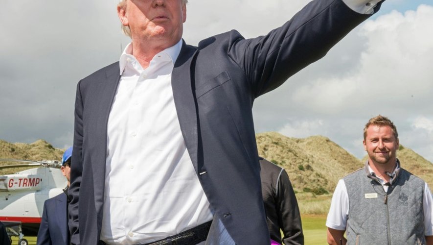 Donald Trump lors d'un tournoi de golf le 25 juin 2016 à Aberdeen en Ecosse