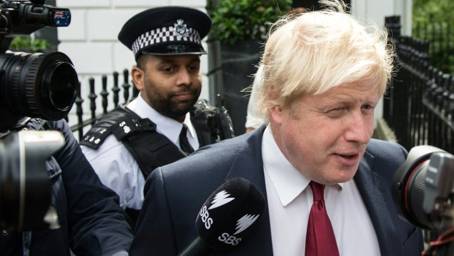 L'ex-maire de Londres Boris Johnson à la sortie de son domicile, le 30 juin 2016 dans la capitale britannique