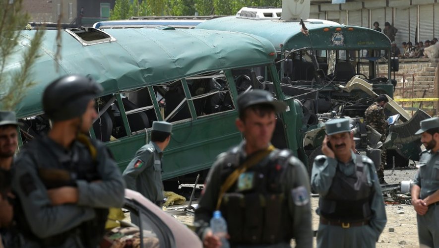 Attentat contre un convoi de jeunes recrues de la police le 30 juin 2016 à Kaboul