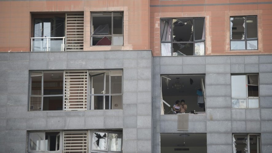Tous les vitres de ce bâtiment ont été arrachés par les explosions de Tianjin, le 13 août 2015