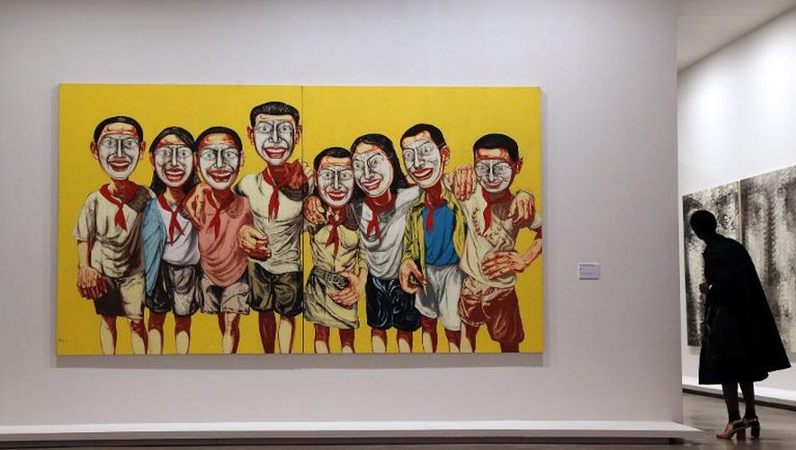 Oeuvre de Zeng Fanzhi intitulée "Série de masques n°6", au Musée d'Art moderne de Paris, le 17 octobre 2013