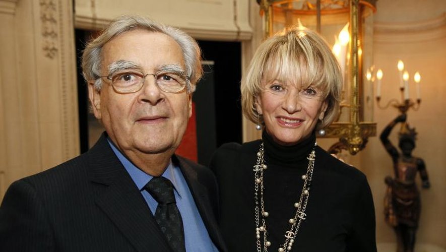 Bernard Pivot et Eve Ruggeri lors de la présentation de la 60e édition du Who's Who à Paris le 17 octobre 2013
